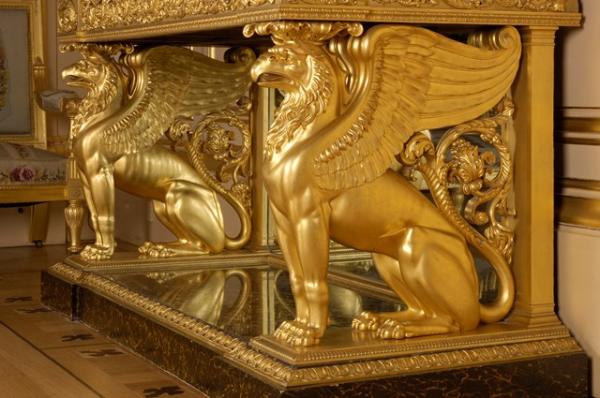 giltwood table 