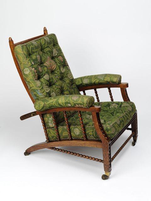Adjustable armchair