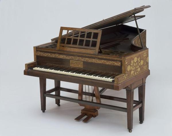 Grand piano